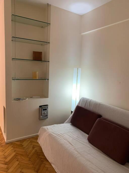Appartamento Recoleta Departamento Con Patio. Buenos Aires
