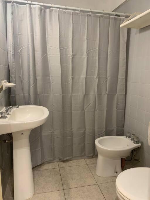 Appartamento Recoleta Departamento Con Patio. *